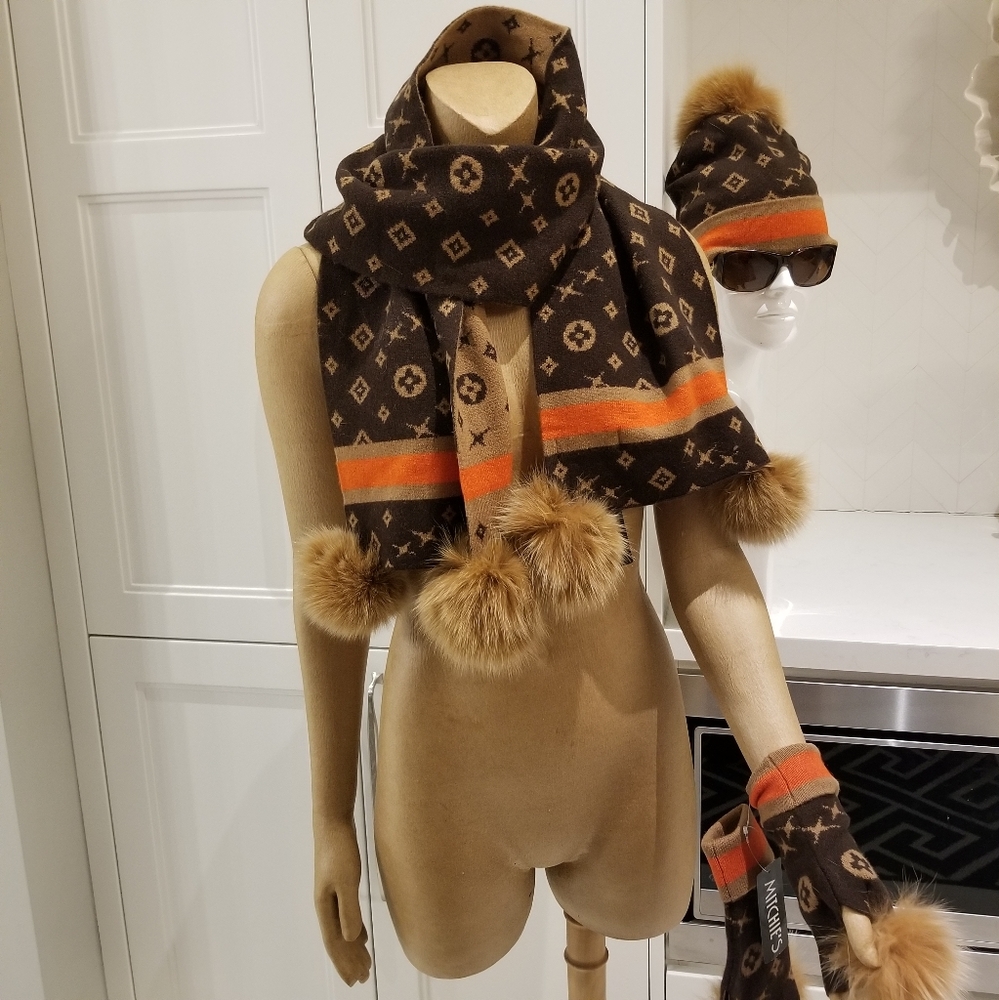 Mitchies Fur Pom 3 piece hat, scarf & gloves NWT